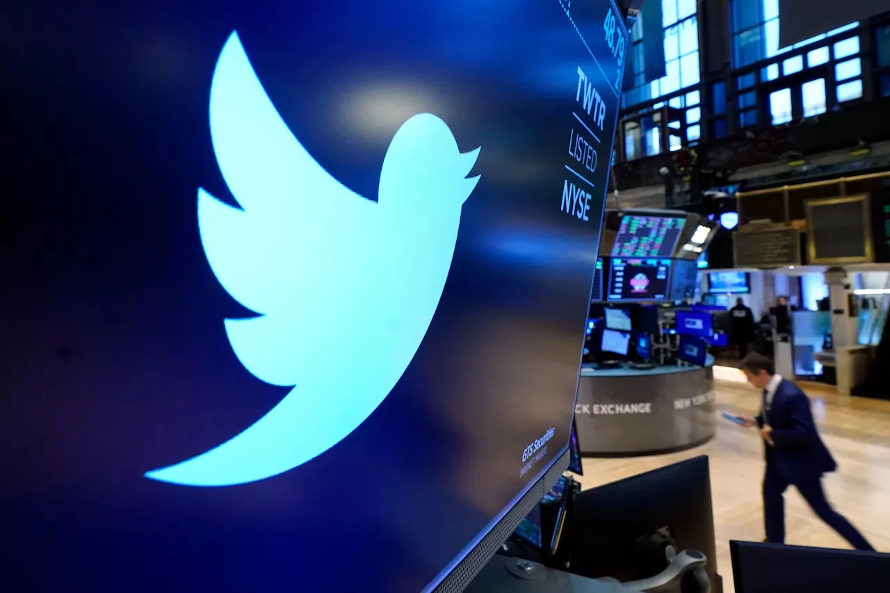 Twitter holds back on severance offer 2 months after layoffs
