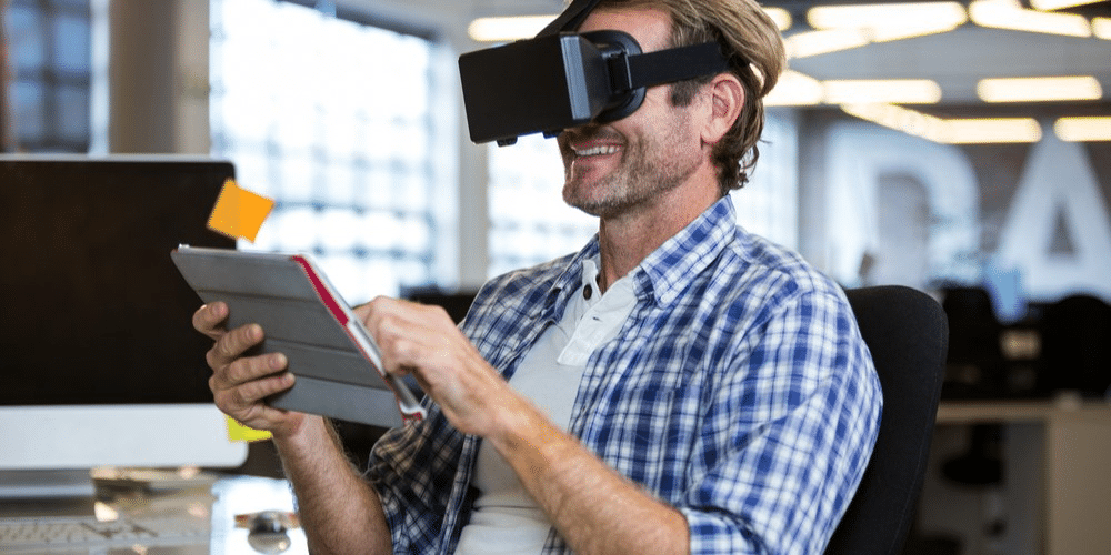 Augmented Reality (AR) and Virtual Reality (VR) Integration: Revolutionizing Experiences