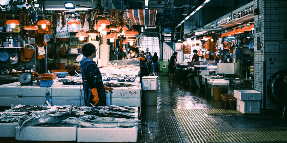 Are Wet Markets More Cost-Friendly Than Grocery Stores