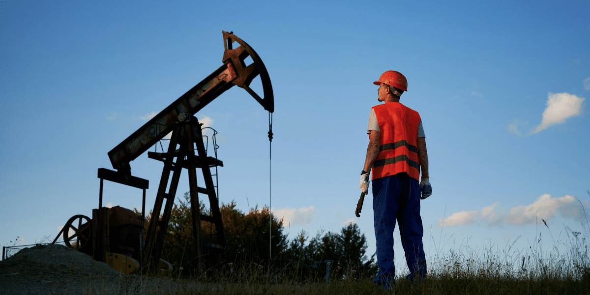 Crude Oil Sees Decline After Spikes