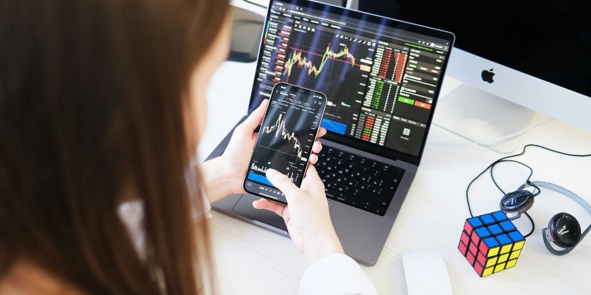 Why Passive Investment Strategies Are Gaining Popularity