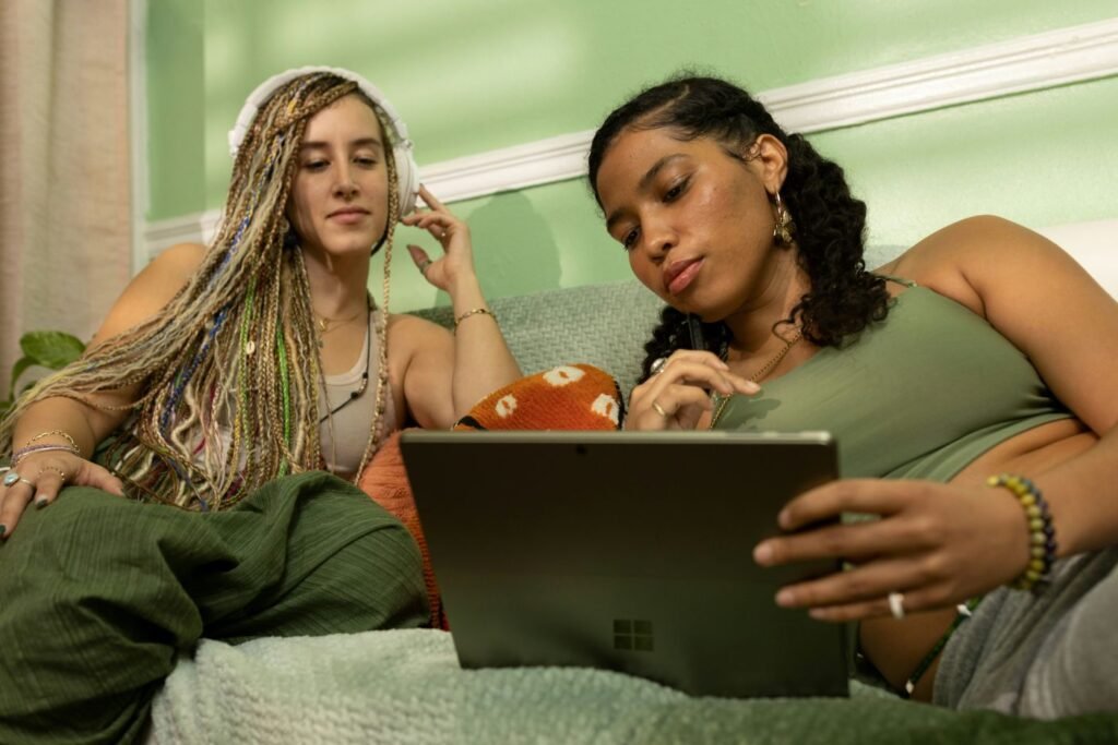 Amplify Views: Helping Entrepreneurs in Unlocking YouTube's Potential for Business Growth