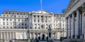 Bank of England Cuts Rates to 3.75%, Stirring Global Market Reaction