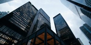 Fed Rate Cuts Delayed as Goldman Sachs Warns of Persistent Inflation