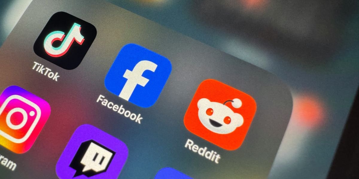 Reddit May Block Google AI Access as $60M Deal Expires