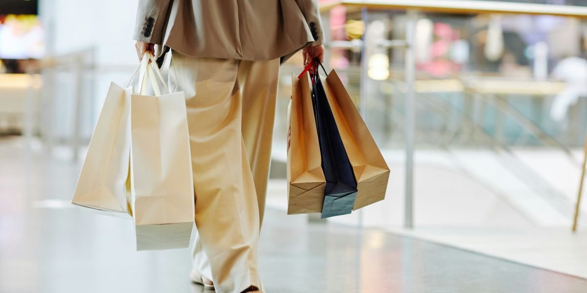 Rising Borrowing Costs Create a Two-Speed Economy as Mortgage Rates Top 7% and Consumer Credit Card Debt Reaches $1.26 Trillion