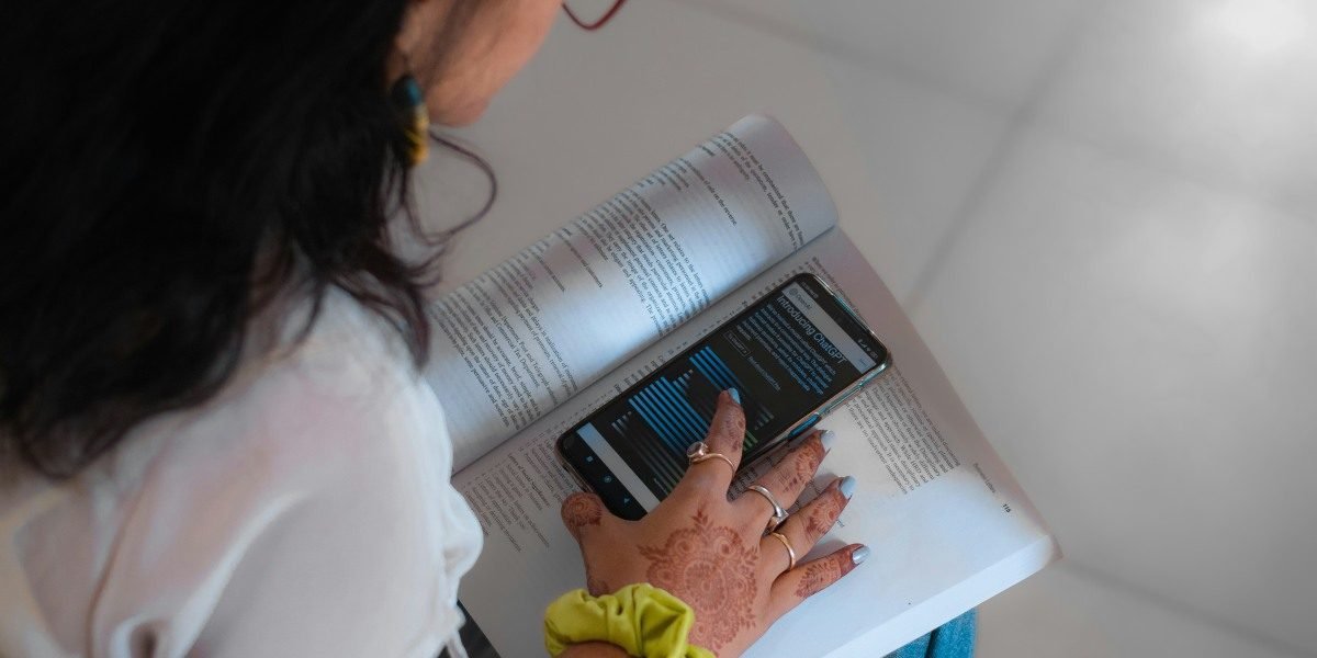 Claude Cowork Anthropic’s AI “Digital Colleague” Aims To Change How We Work