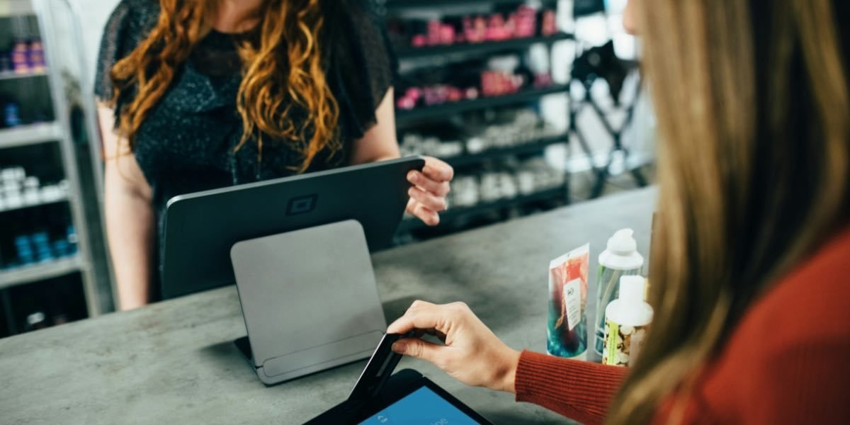 How Stock Markets Influence Spending and Saving Habit