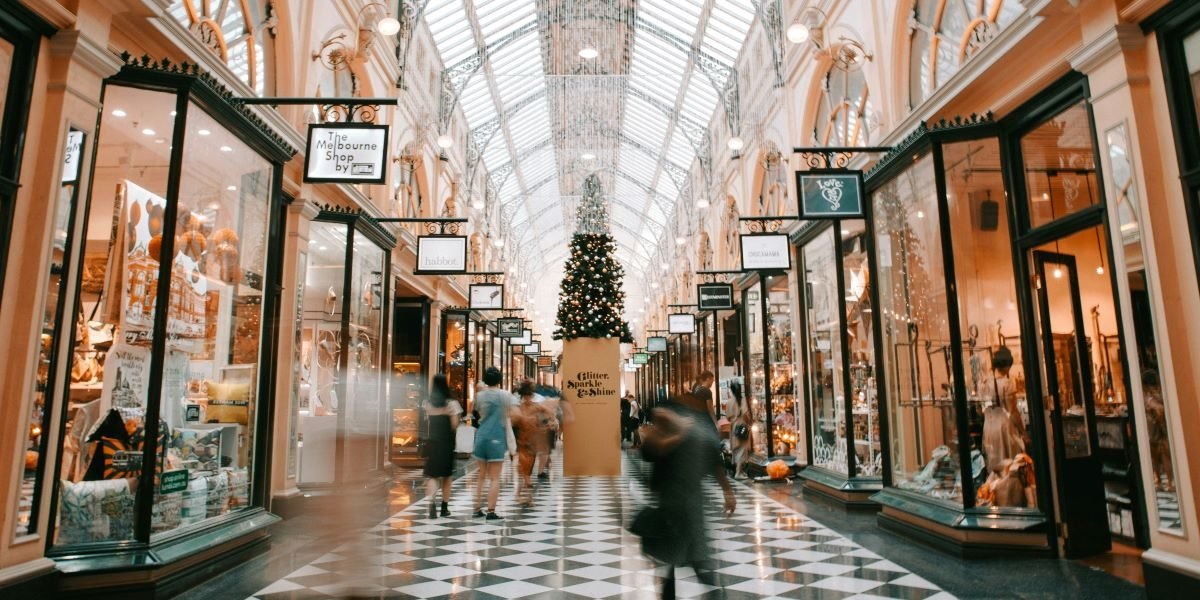 May Retail Sales Climb 0.9%, Outpacing Forecasts and Complicating the Fed's Rate Path