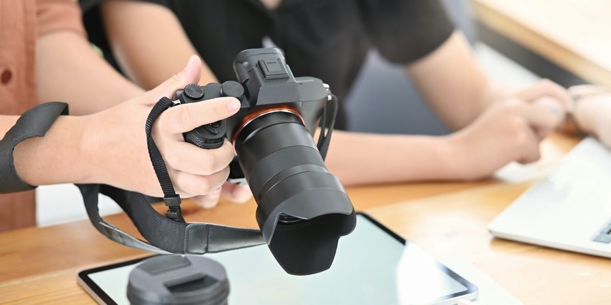 Sony a7V Review: The Flagship Speed & AI Autofocus in a Mid-Range Camera