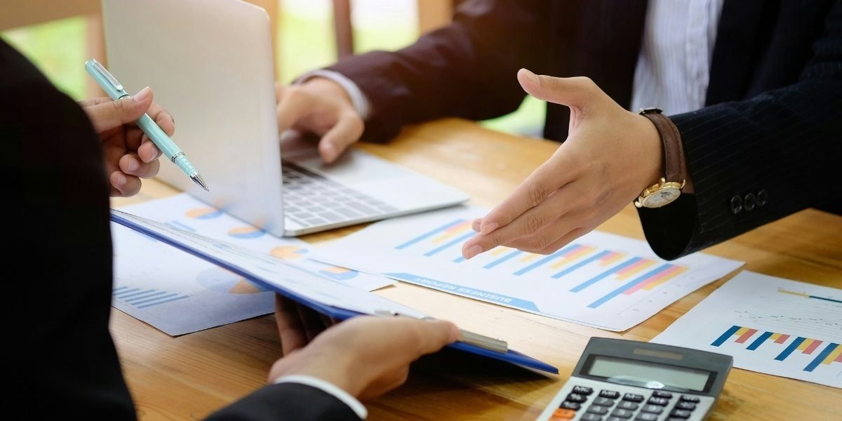 The Role of Liquidity in Uncertain Financial Conditions