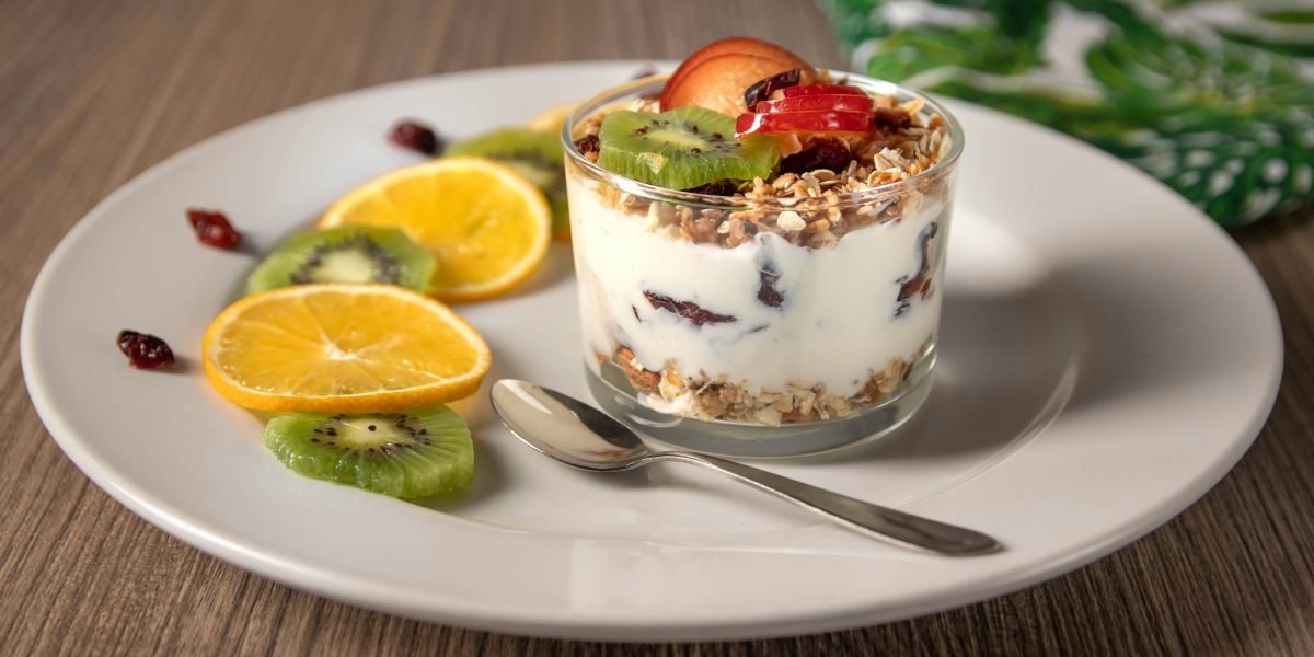 Why Yogurt Shops Thrive as Small Businesses in Competitive Markets