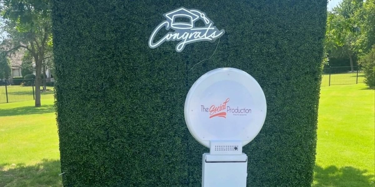 The Social Production: Interactive Photo Booth Rentals For Austin Events