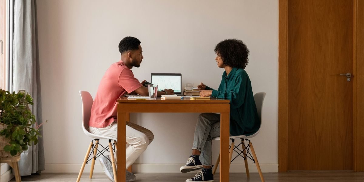 Should You Share Joint Finances With Your Spouse?