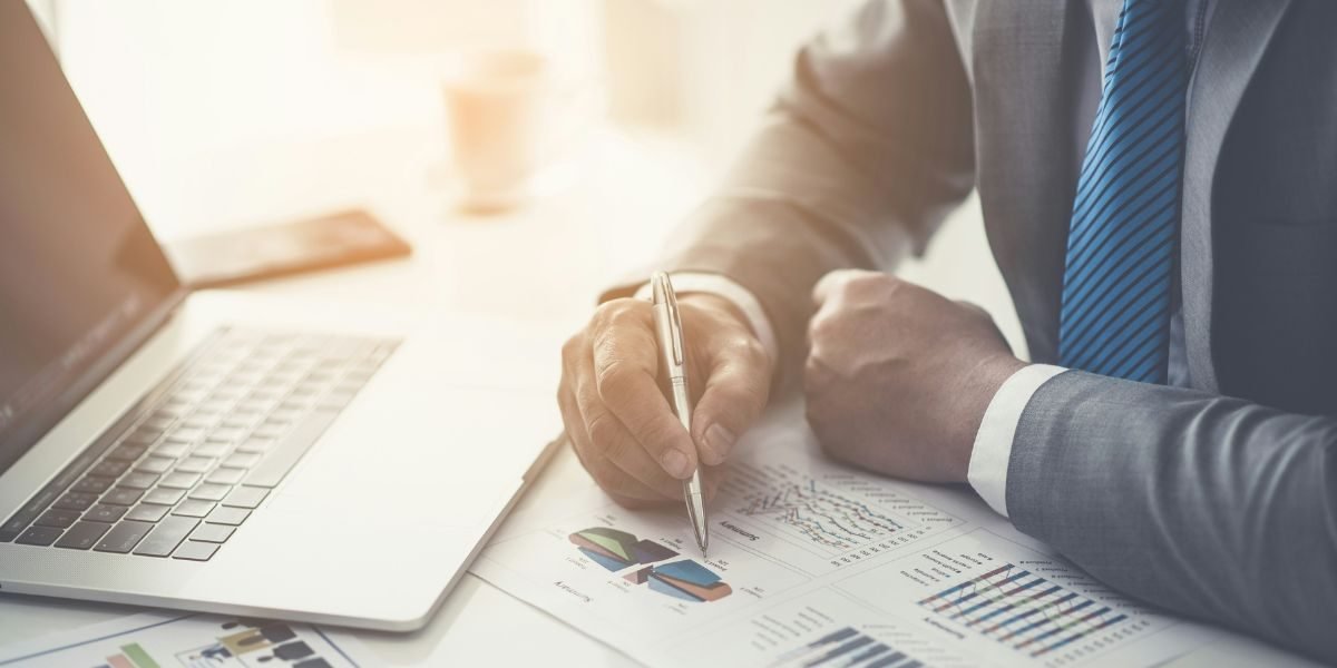 Why Outsourced Accounting and Bookkeeping Services Are Seeing Growing Demand Among Startups & SMBs